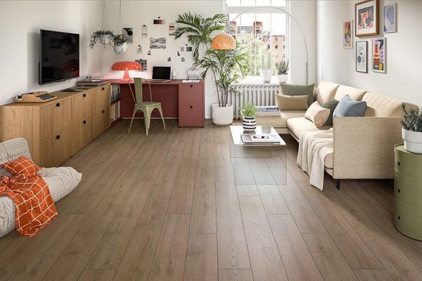 PARCHET LAMINAT EGGER Stejar Turin maro OEL2191 32 / AC4 8x1292x193