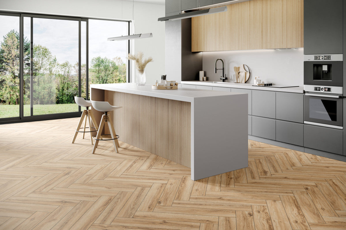 Parchet SPC HB P1003 VALI OAK 0,6x14,8x74cm 1,752m2