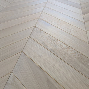 PARCHET MULTISTRAT CHEVRON OIL-UV ROYAL WHITE OAK 13,2mm