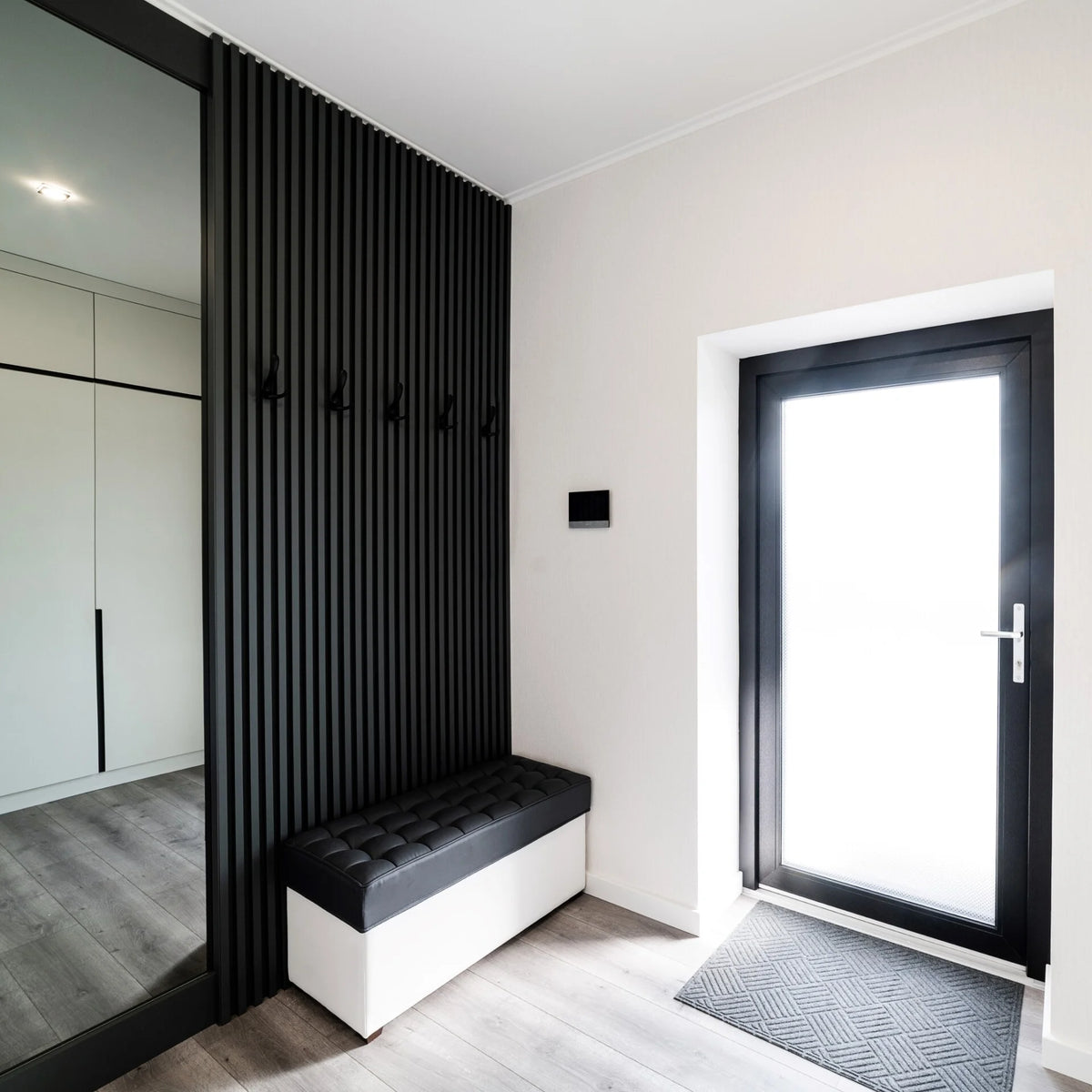 RIFLAJ MDF LINEA SLIM 3 BLACK/BLACK 30x144x2650mm
